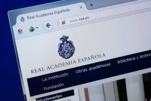 Segn la RAE Cmo se dice? "Buen da" o "Buenos das"?