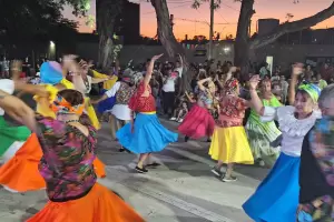El "Ven� a Bailar" cierra el a�o con m�sica y danza en Casa de la Cultura