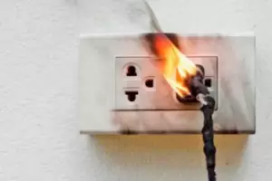 Qu electrodomstico hay que desenchufar cuando hace mucho calor para evitar daos