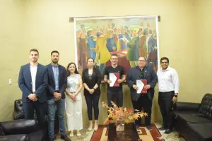 El Gobierno firm convenio con la Facultad de Ciencias Econmicas para trabajar con cooperativas