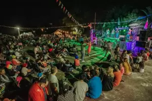 Encuentro de Danzas en La Casa de Cultura de San Antonio