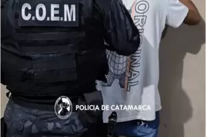 Aprehendieron a hombre por acosar a una adolescente