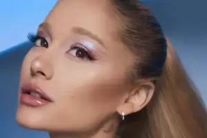 Ariana Grande confirm su regreso musical: Mir que revel de su nuevo lbum