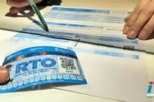 Detuvieron a dos sujetos por vender obleas apcrifas de RTO