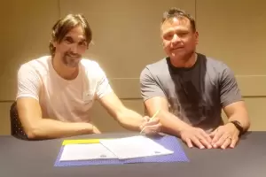 Es oficial: Diego Martnez firm con Boca y fue presentado con un provocador mensaje