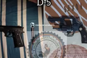 Tras una denuncia por amenazas, secuestran un arma de fuego y cartuchos en un allanamiento en Capital