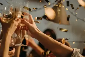 Trucos y consejos para aliviar la resaca de Navidad