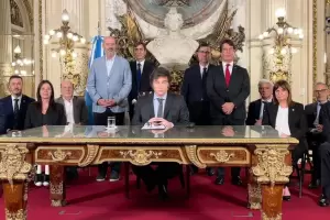 Levantaron la feria judicial para tratar los amparos contra el DNU