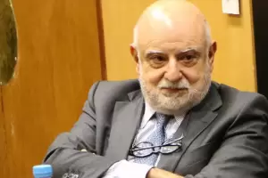 El Gobierno cuestion a la Justicia por los fallos sobre el mega DNU