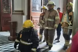 Un bombero de Buenos Aires conmovi con su homenaje a la Virgen del Valle