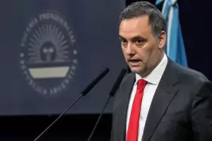 Dura advertencia del Gobierno a la oposicin: El mercado podra pasar facturas