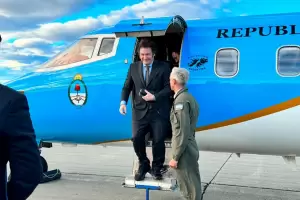 Milei viaja a Davos y buscar respaldo para lograr los U$S4.700 millones del FMI