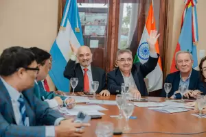 Catamarca y la India se asocian para un nuevo proyecto de litio en Fiambal�