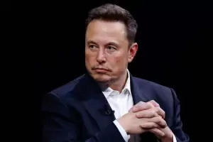 Las razones por las cules Elon Musk advirti sobre los peligros globales de los autos elctricos