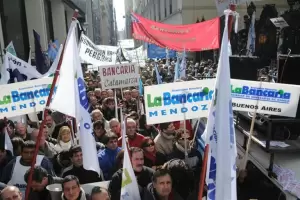 Tras el cierre de la paritaria de enero, el sueldo mnimo de un empleado bancario ser de $904.000