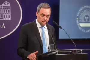 El Gobierno contra los amparos: Ninguno fue presentado por quienes dan trabajo en este pas