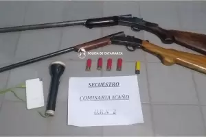 Policas secuestran armas de fuego tras un control vehicular