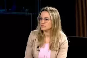 Carolina P�paro rechaz� cuatro puntos de la Ley �mnibus y puso en duda su voto a favor del proyecto
