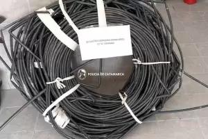 Personal policial recuperan unos 800 metros de manguera