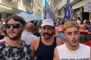 El hijo de Luis Majul particip de la marcha de la CGT y se volvi viral
