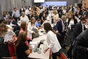 Dictamen de la Ley mnibus: presentaron una denuncia penal por falsificacin