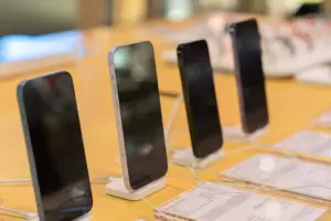 El Gobierno elimina impuestos a celulares y reduce tributos para electrnicos