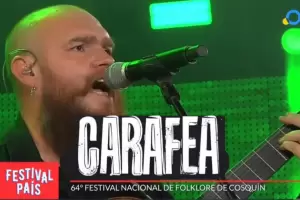 Catamarqueos en Cosqun: Carafea dijo presente en el escenario con Los Nocheros