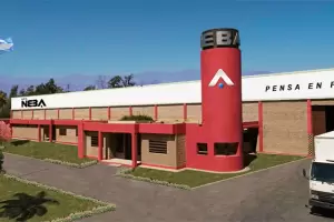 Crisis en la Nueva Neba: La patronal ofreci abonar a los trabajadores en cuatro cuotas y la UOM lo rechaz