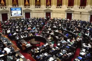 Tras un acuerdo la sesin pas a cuarto intermedio para tratar la Ley mnibus