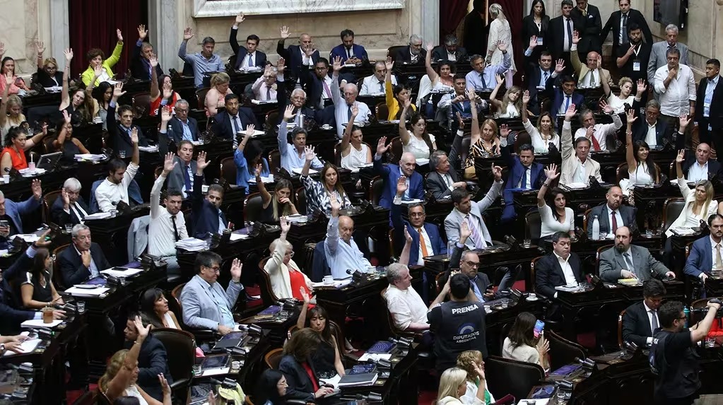 El Gobierno impulsará la Ley Ómnibus por partes: el capítulo de ...