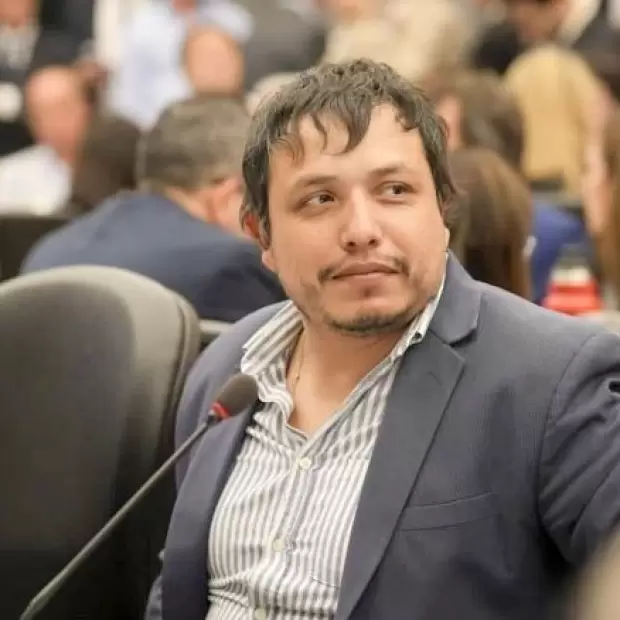 Impuesto a los combustibles: N�blega y Saadi presionan por la eliminaci�n