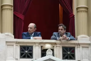 La oposici�n dialoguista presiona por la coparticipaci�n del impuesto PAIS