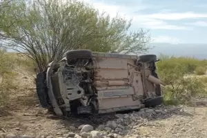 Una mujer qued herida tras un vuelco en Pomn