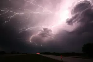 Hay alerta amarilla por tormentas en trece provincias: qu zonas sern afectadas