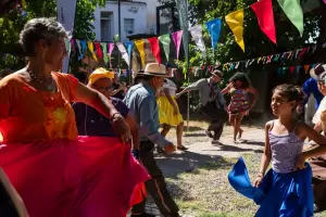Con el desentierro del Pujllay, inici el carnaval en la Casa de la Cultura
