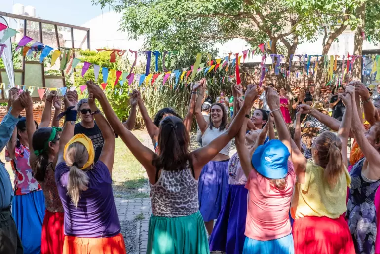 Con el desentierro del Pujllay, inici el carnaval en la Casa de la Cultura