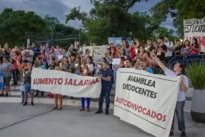 Docentes Autoconvocados vuelven a marchar este mircoles