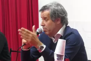 Gastn Manes, cuestion el acercamiento del PRO al Gobierno "Juntos por el Cambio no existe ms"