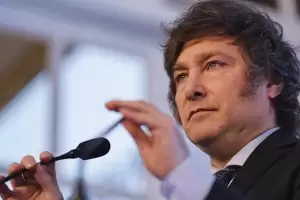 Milei felicit a Caputo despus del ltimo registro financiero: "El dficit cero no se negocia"