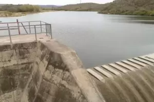 Tragedia: Un hombre sali de un festival, se meti a un dique y muri ahogado