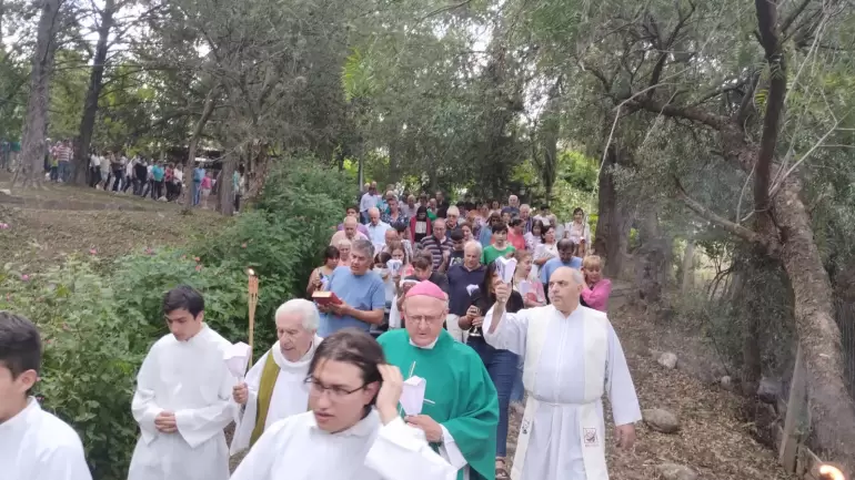 El Obispo dio gracias a Dios por la canonizacin de 
Mama Antula en la celebracin de la Virgen de Lourdes