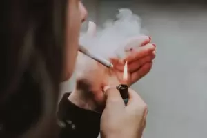 Tips infalibles para eliminar el olor a cigarrillo en la ropa