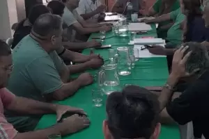 Policas se reunieron para solicitar una mejora salarial