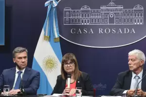 El Gobierno denunci a una red de trata que ofreca planes sociales a modo de pago
