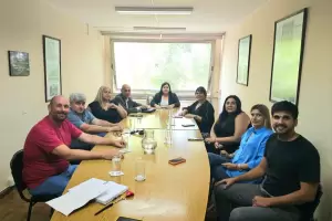 El Bloque radical insiste en un agenda "consensuada"