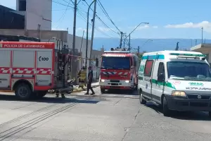 Se incendi una vivienda en calle Samuel Molina