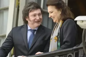 Milei encara un viaje a la cumbre conservadora en EEUU y tensiona la diplomacia pragmtica de la canciller Mondino