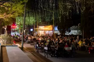 Realizaron una velada romntica para potenciar el polo gastronmico de Fray Mamerto Esqui