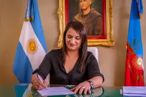 Anuncian un aumento salarial del 14% para los municipales de FME