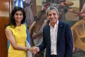 Caputo se reuni con la nmero dos del FMI para revisar el plan econmico de Milei